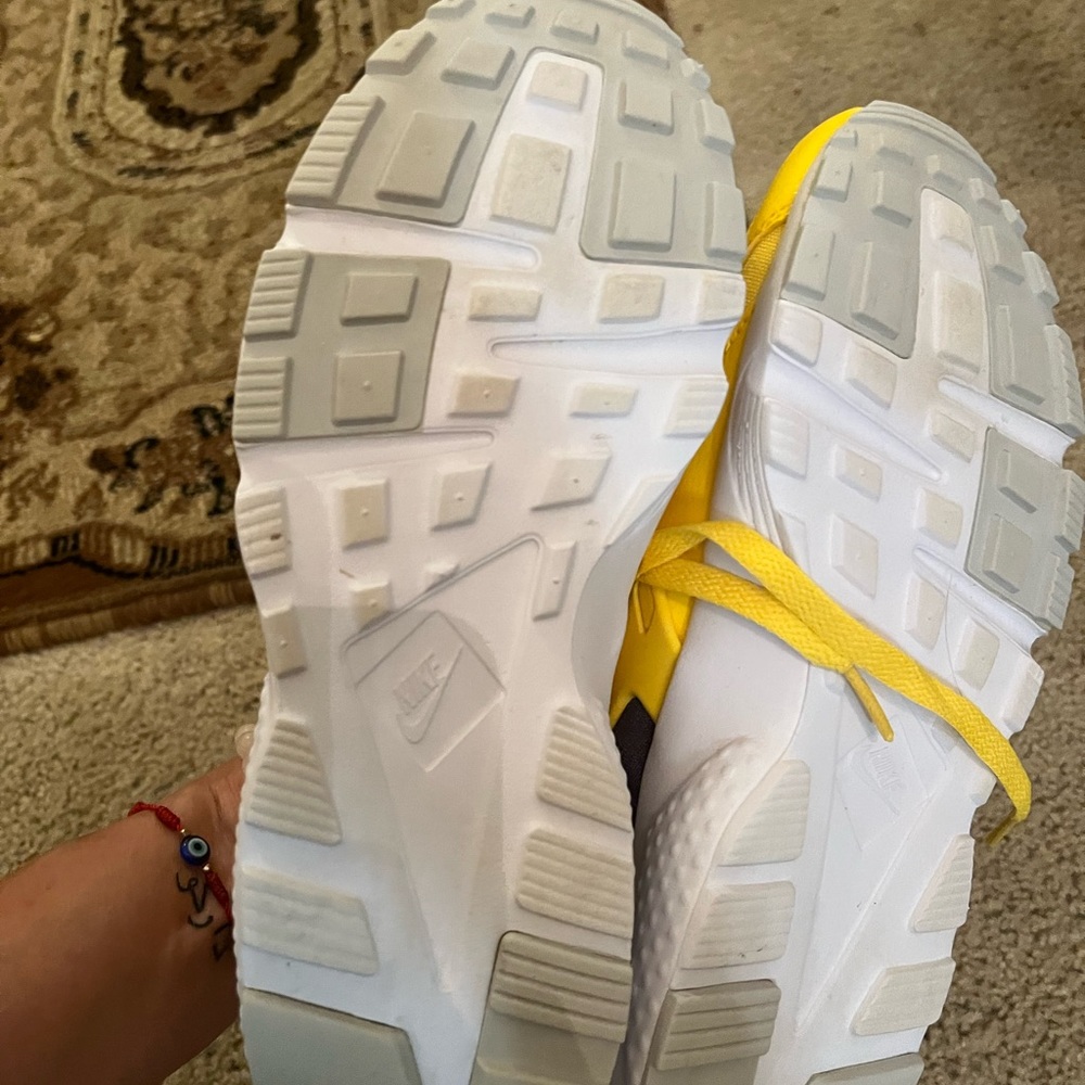 Nike shoes